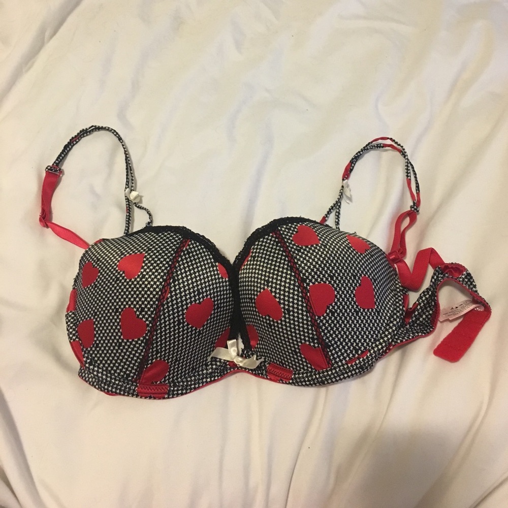 VS black and white balconette push-up bra